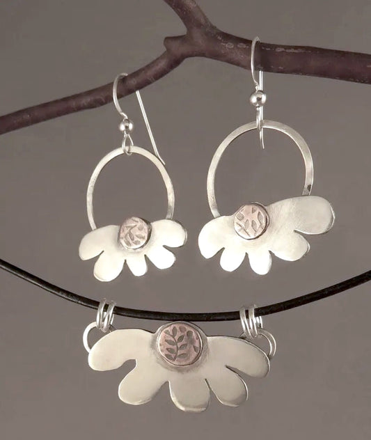 ART on FIRST - ART in ACTION with Karina Mendoza-Wittke